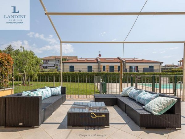 appartamento in vendita a Diano Castello