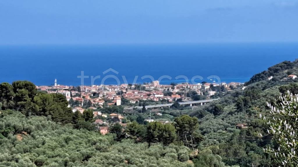 villa in vendita a Diano Castello
