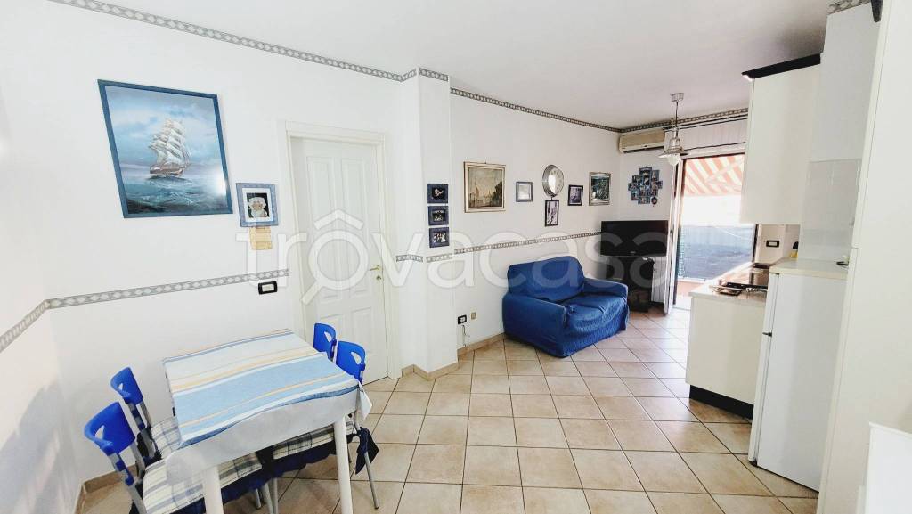appartamento in vendita a Diano Castello