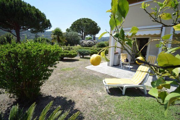 appartamento in vendita a Diano Castello