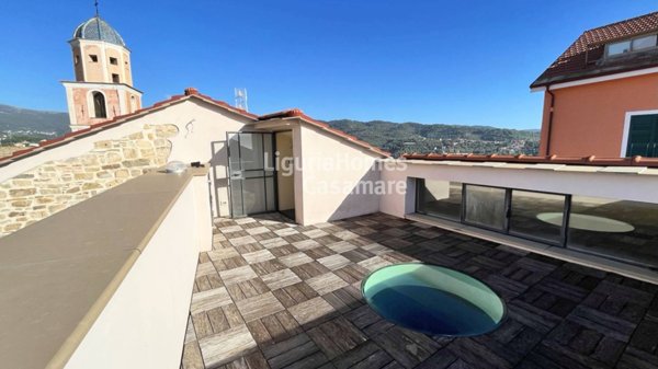 appartamento in vendita a Diano Castello