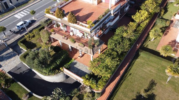 appartamento in vendita a Diano Castello