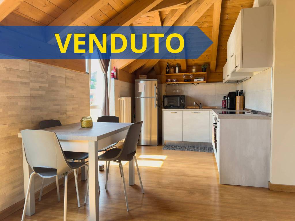 appartamento in vendita a Diano Castello