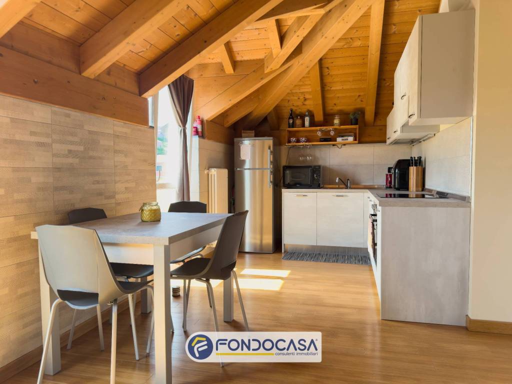 appartamento in vendita a Diano Castello