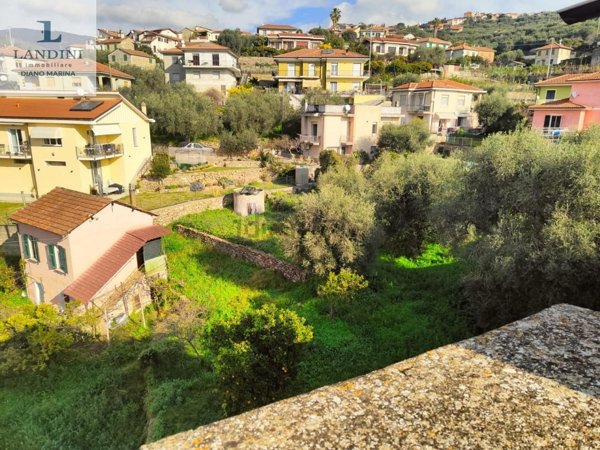 appartamento in vendita a Diano Castello