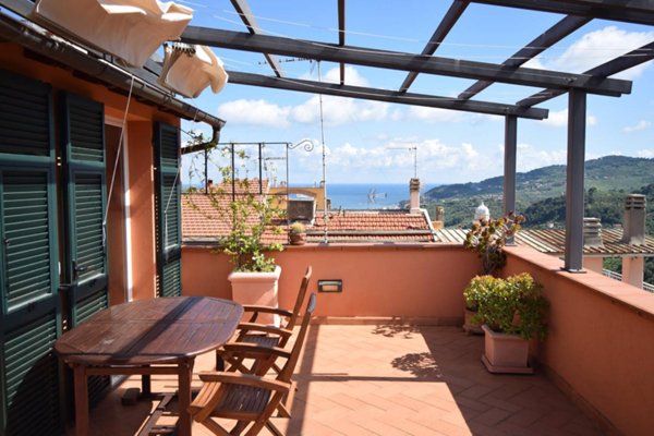 appartamento in vendita a Diano Castello