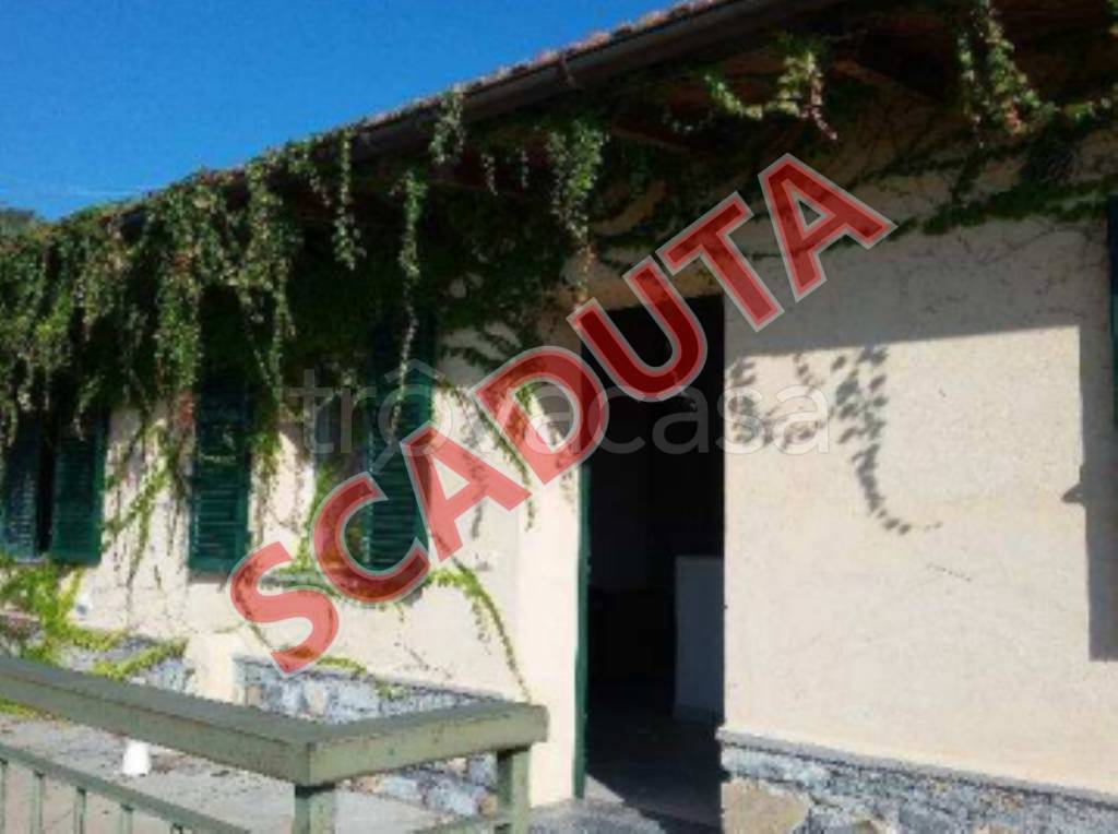 appartamento in vendita a Diano Castello