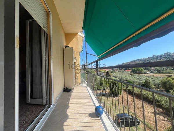 appartamento in vendita a Diano Castello