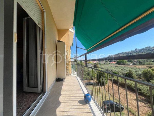 appartamento in vendita a Diano Castello