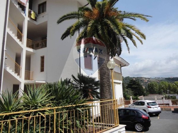 appartamento in vendita a Diano Castello