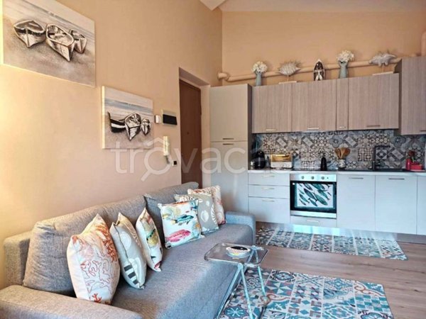 appartamento in vendita a Diano Castello