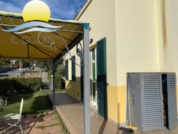 appartamento in vendita a Diano Castello