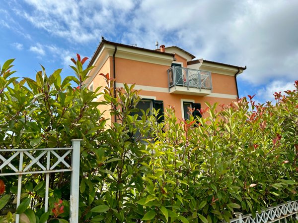 appartamento in vendita a Diano Castello