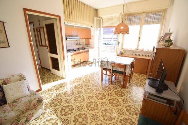 appartamento in vendita a Diano Castello