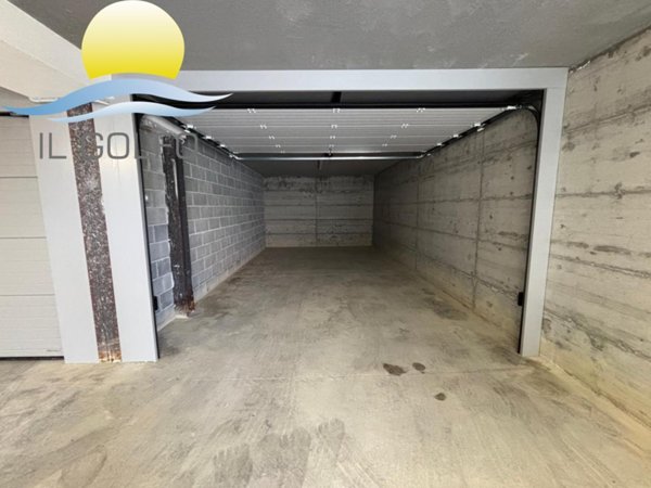 villa in vendita a Diano Castello