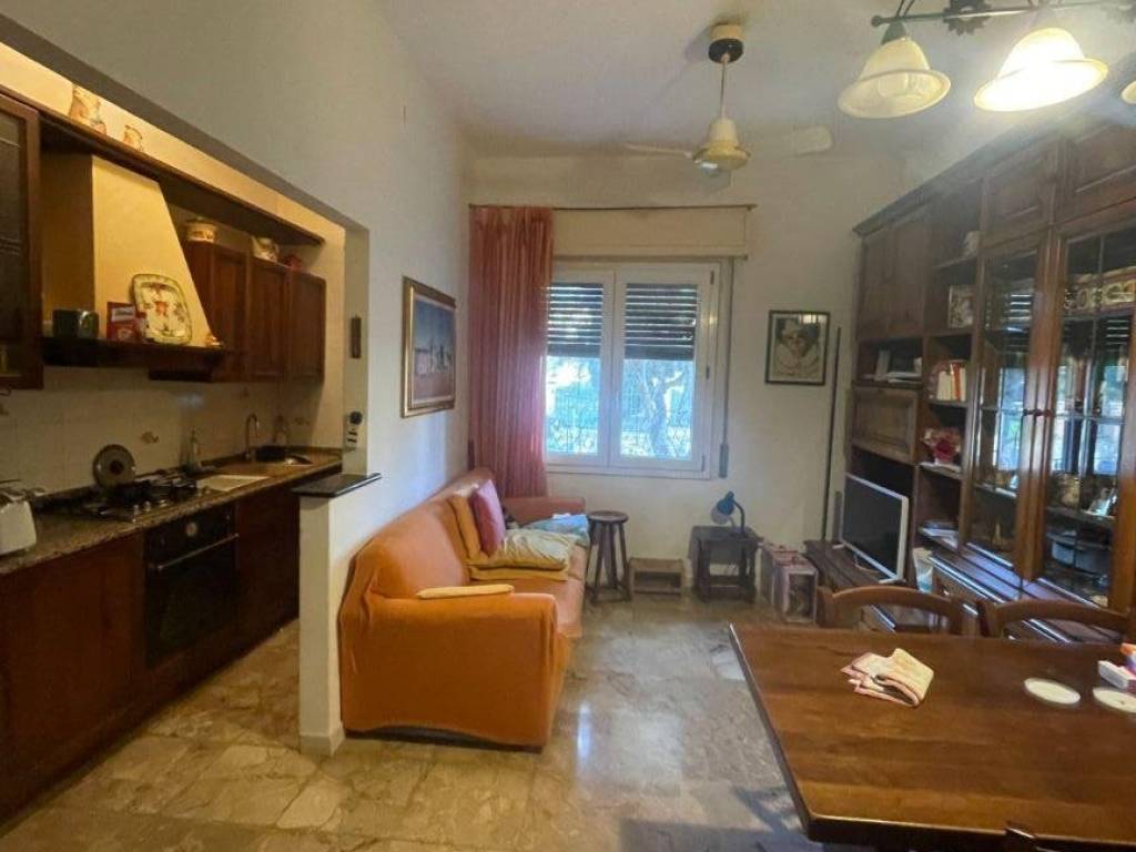 appartamento in vendita a Diano Castello