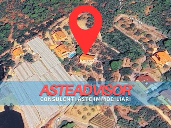 casa indipendente in vendita a Diano Castello