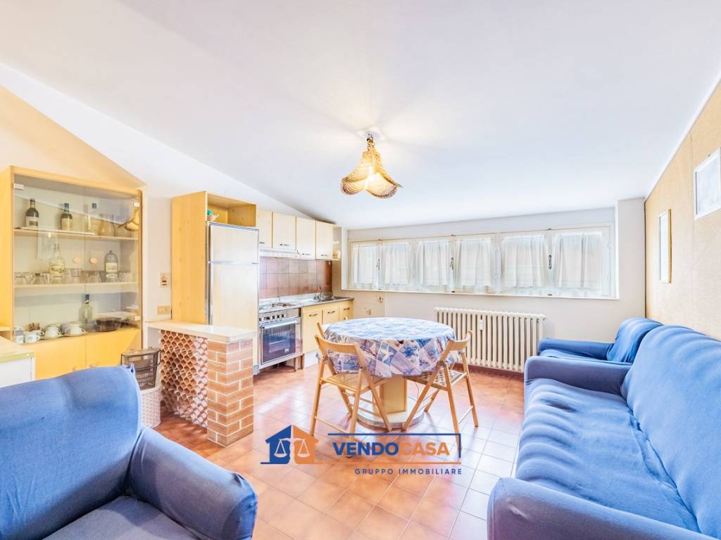 appartamento in vendita a Diano Castello