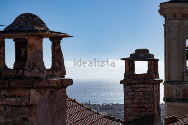 appartamento in vendita a Diano Castello