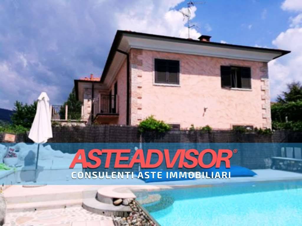casa indipendente in vendita a Diano Castello