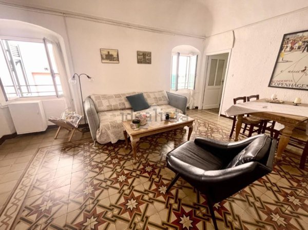 appartamento in vendita a Diano Castello