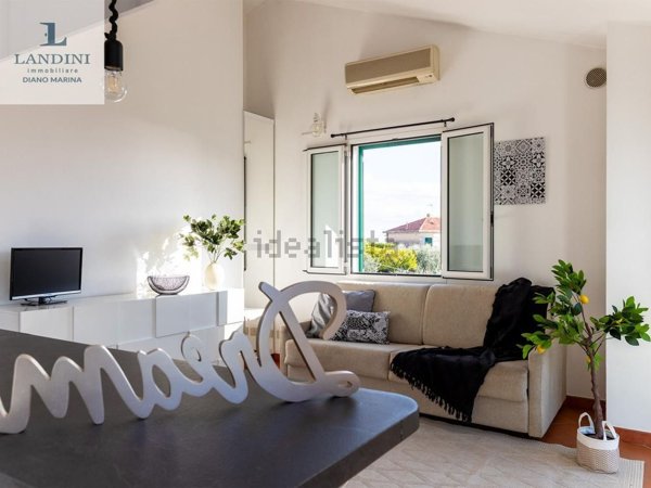 appartamento in vendita a Diano Castello