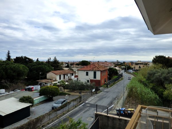 appartamento in vendita a Diano Castello