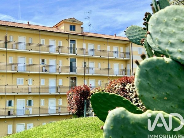 appartamento in vendita a Diano Castello