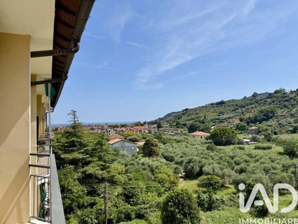 appartamento in vendita a Diano Castello
