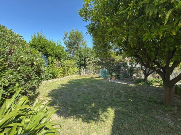 appartamento in vendita a Diano Castello