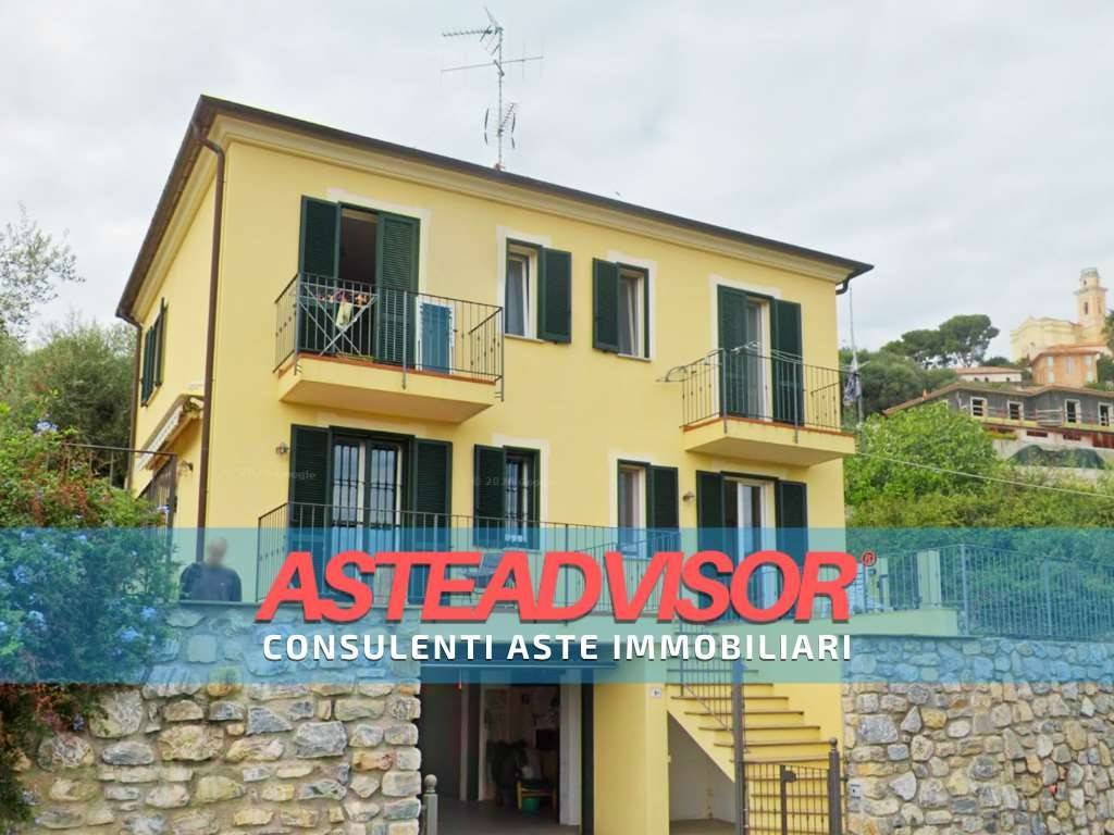 appartamento in vendita a Diano Castello