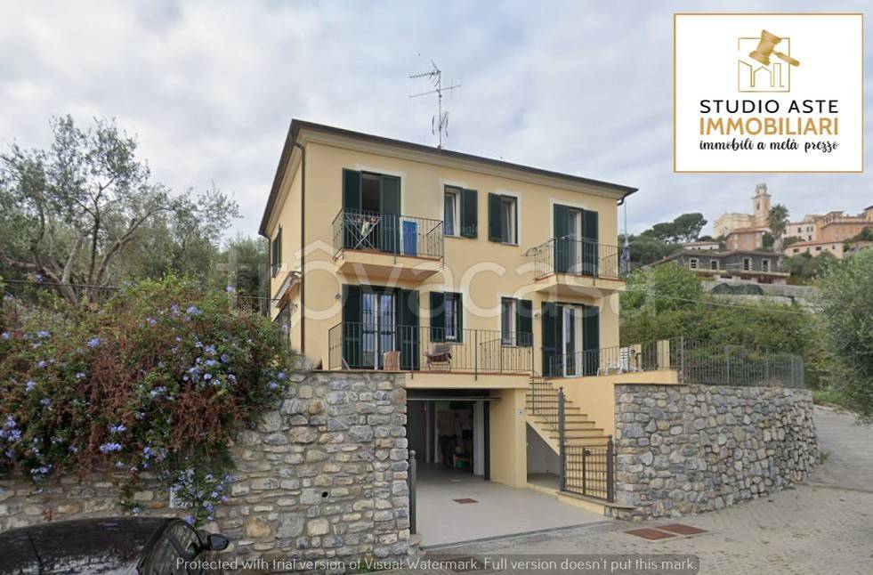 appartamento in vendita a Diano Castello