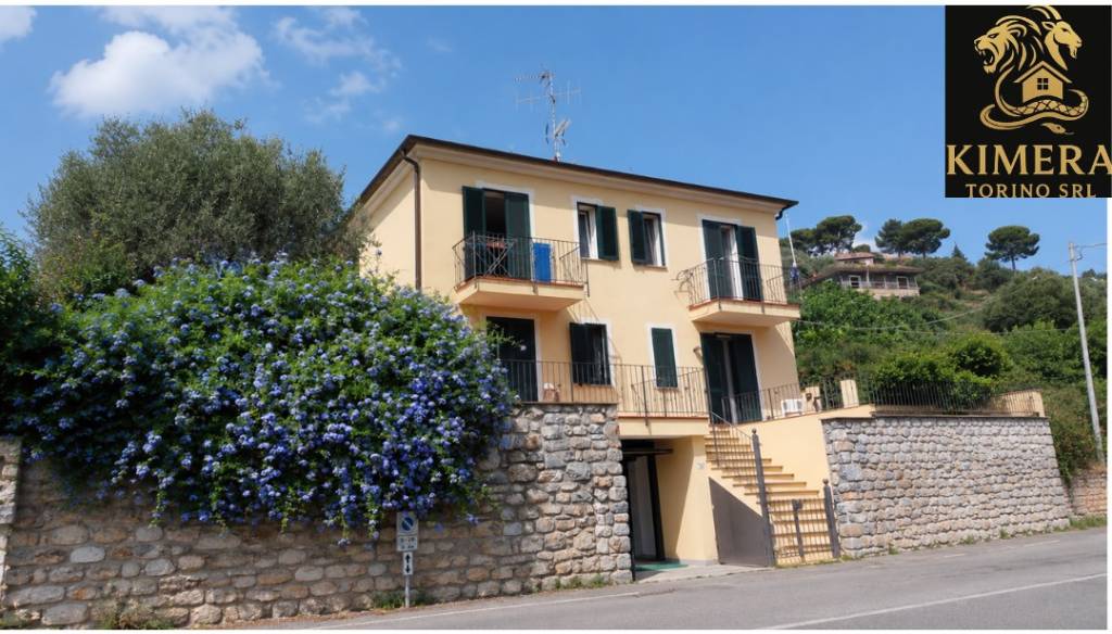 appartamento in vendita a Diano Castello