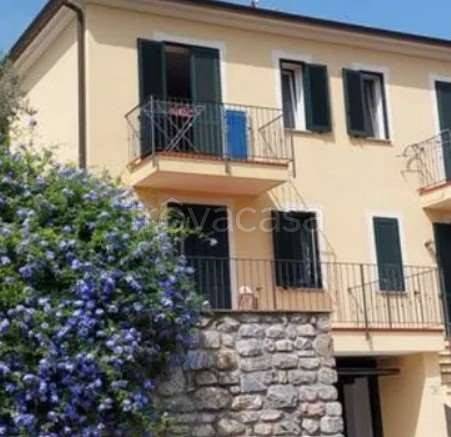 appartamento in vendita a Diano Castello