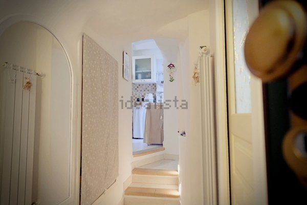 appartamento in vendita a Diano Castello