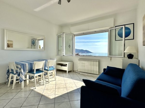 appartamento in vendita a Diano Marina