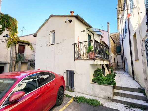 casa indipendente in vendita a Diano Marina in zona Gorleri