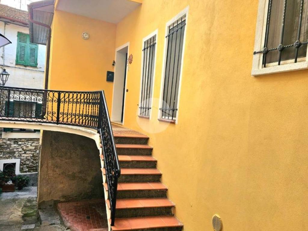 appartamento in vendita a Diano Marina in zona Gorleri