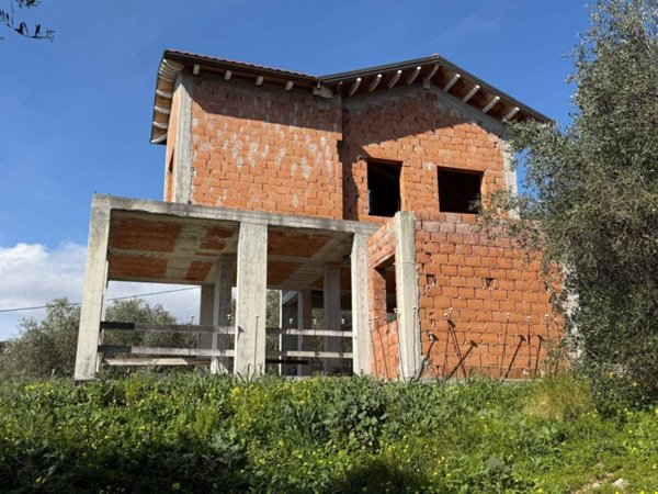 casa indipendente in vendita a Diano Marina