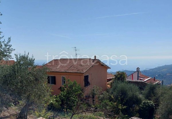 casa indipendente in vendita a Diano Marina in zona Serreta