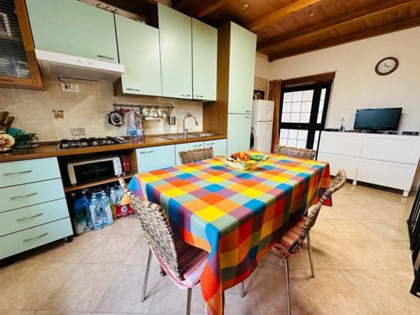 casa indipendente in vendita a Diano Marina in zona Serreta