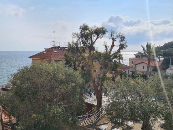 appartamento in vendita a Diano Marina