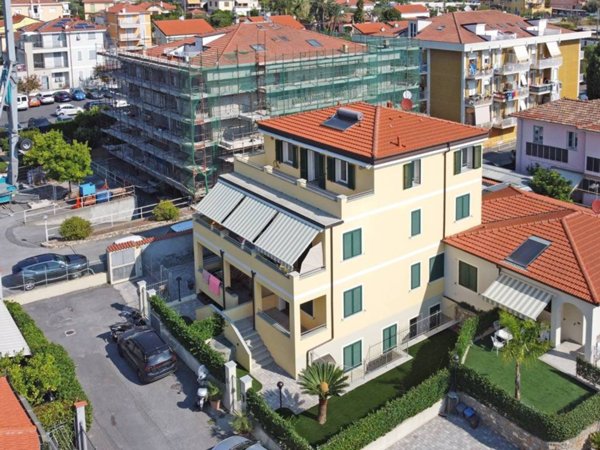 appartamento in vendita a Diano Marina