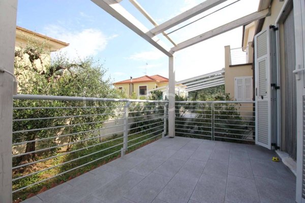 casa indipendente in vendita a Diano Marina