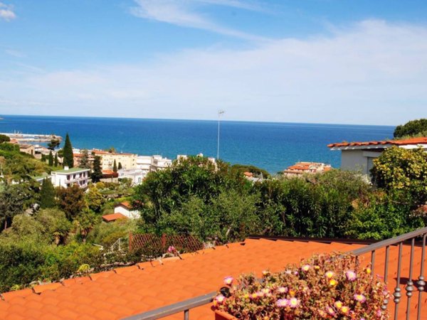 appartamento in vendita a Diano Marina
