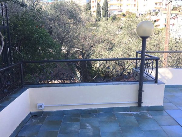 casa indipendente in vendita a Diano Marina