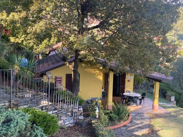 casa indipendente in vendita a Diano Marina