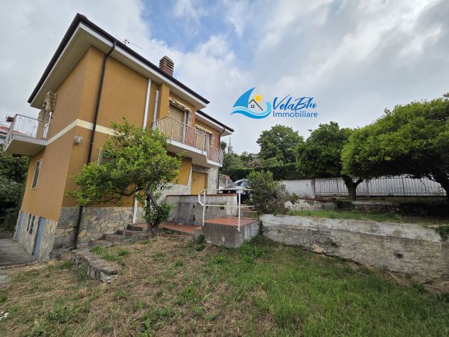 casa indipendente in vendita a Diano Marina