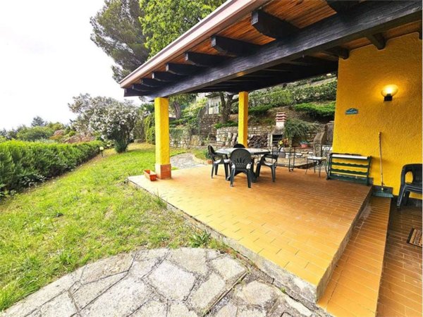 casa indipendente in vendita a Diano Marina