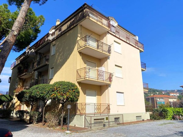 appartamento in vendita a Diano Marina